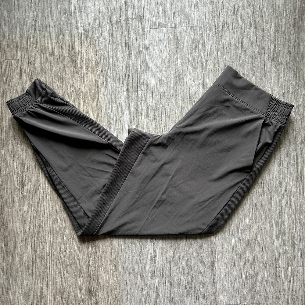 ✨Athleta Gray Ribbed Side Panels Pull-On Brooklyn Joggers Athletic Pants Size 10
